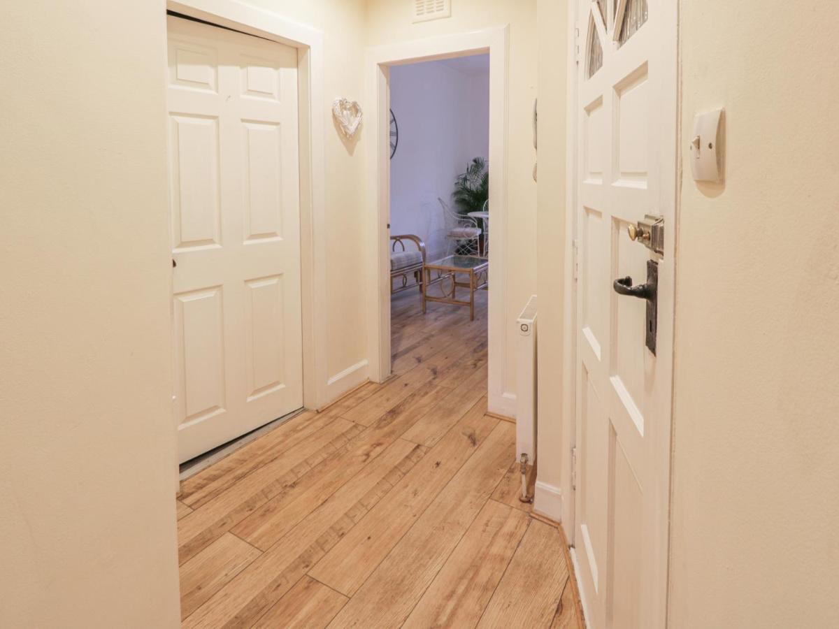 Garden Apartment Еър Екстериор снимка